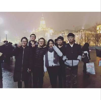 带领学生自食其力，探索国内旅游业务新路径